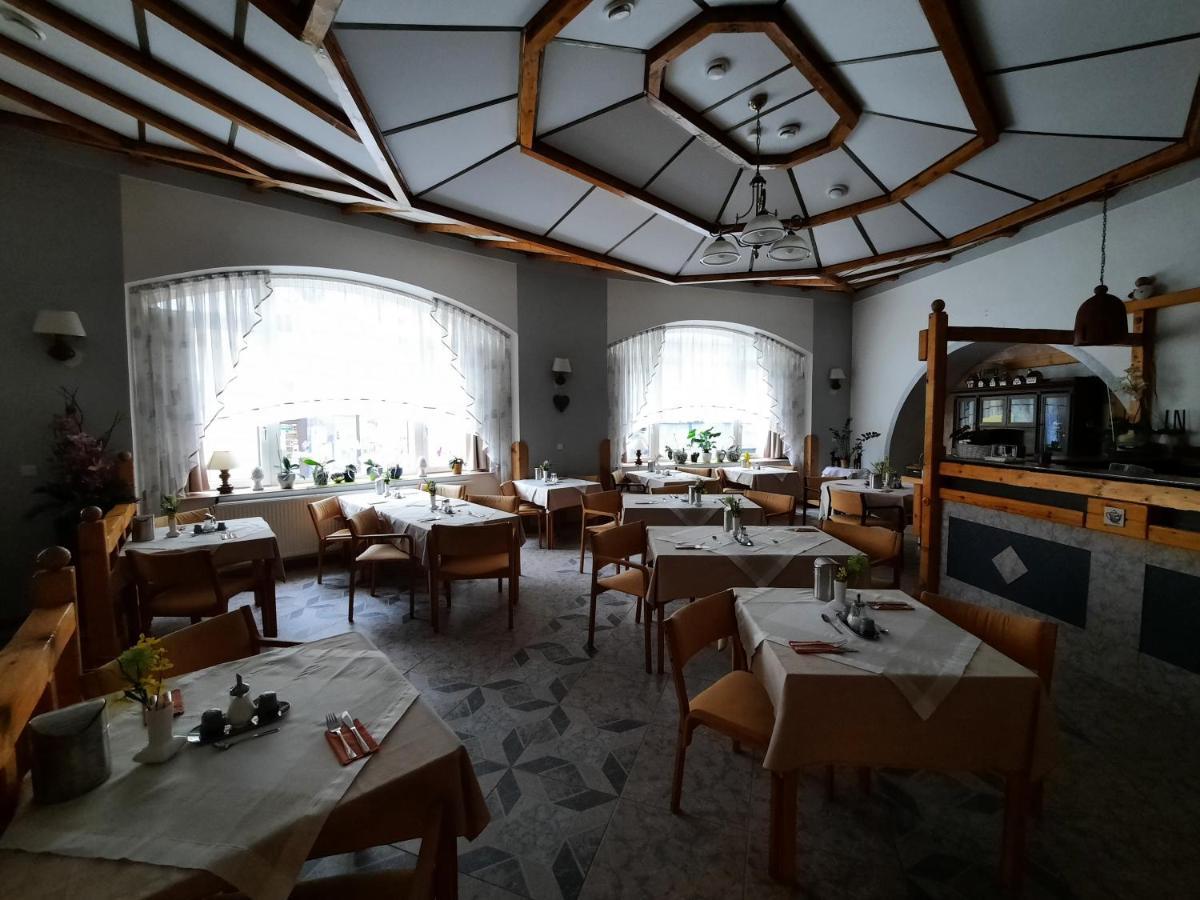 Hotel Koruna Jesenik Luaran gambar