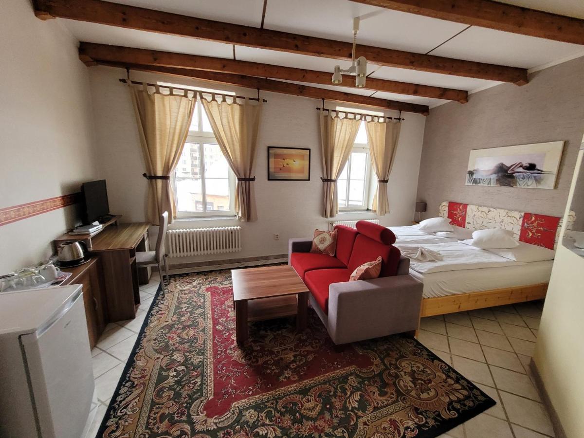 Hotel Koruna Jesenik Luaran gambar