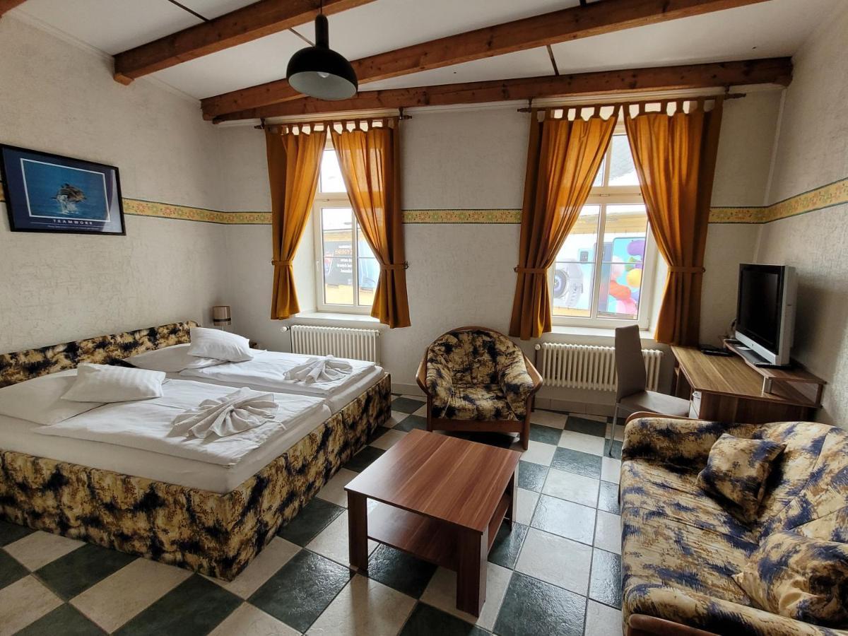 Hotel Koruna Jesenik Luaran gambar